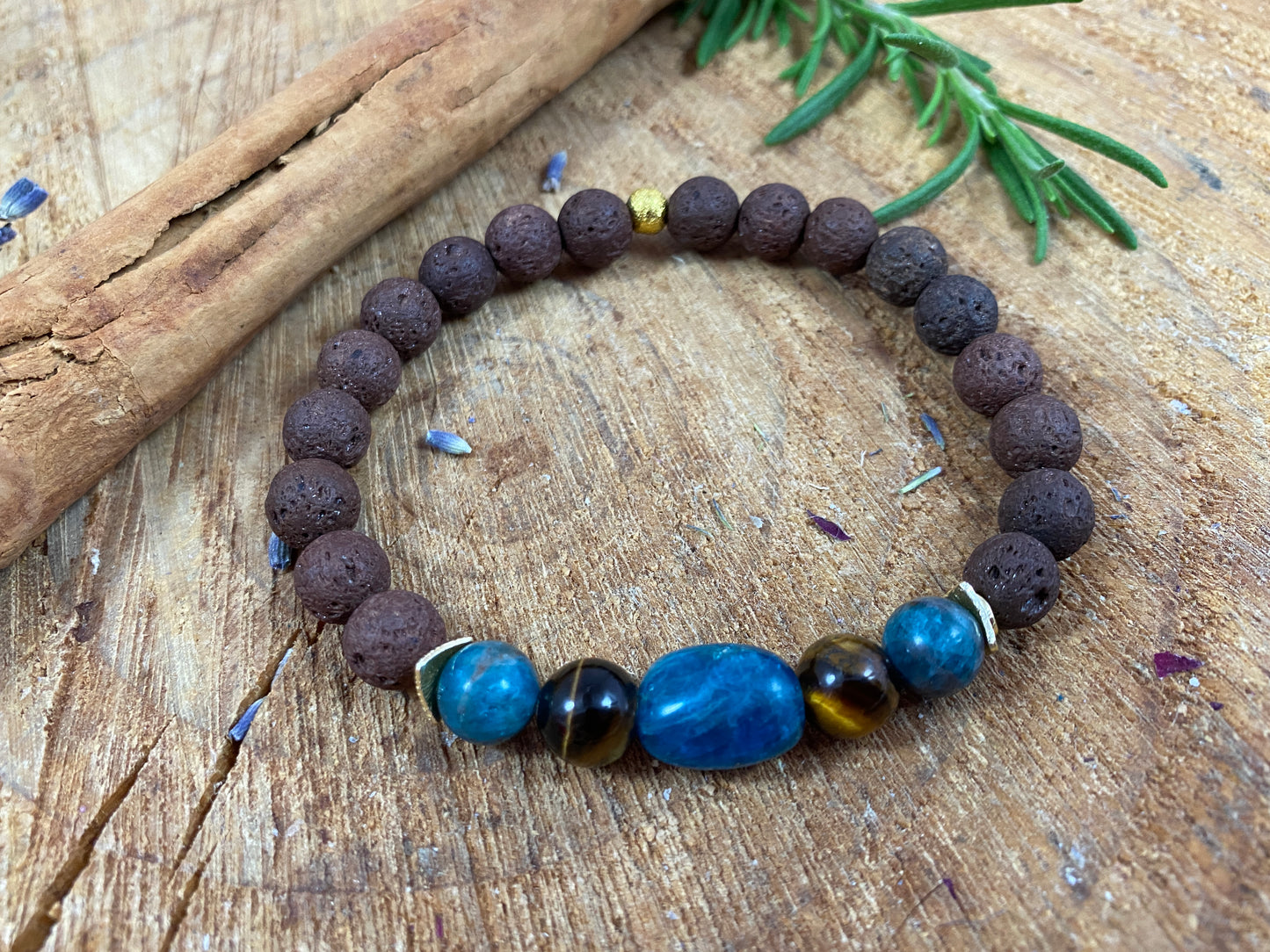 Tiger's eye and apatite bracelet