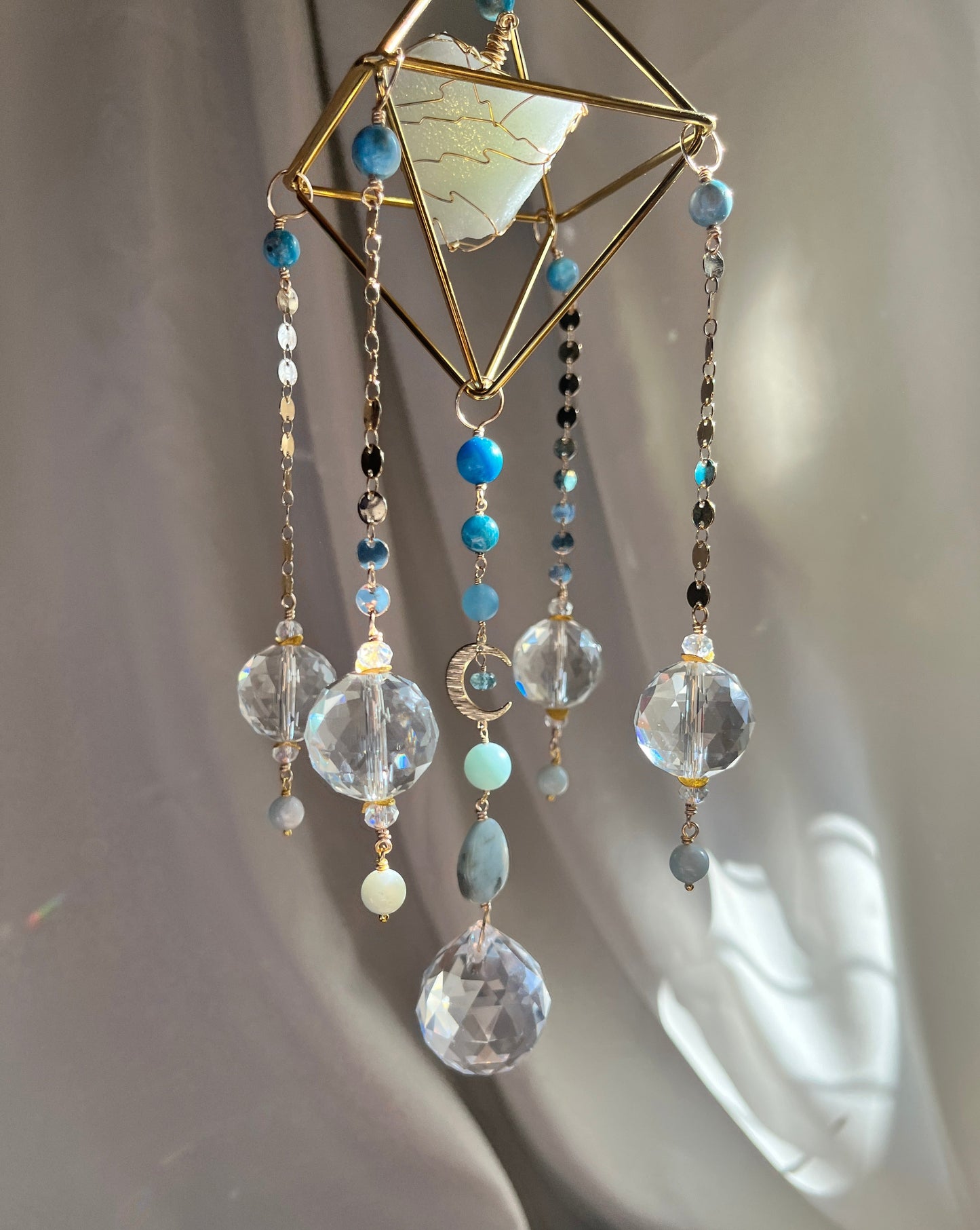 Blue moon catcher